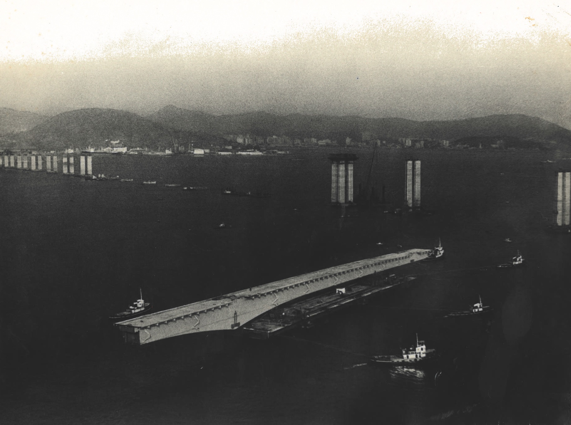 Inauguração da Ponte Rio-Niterói