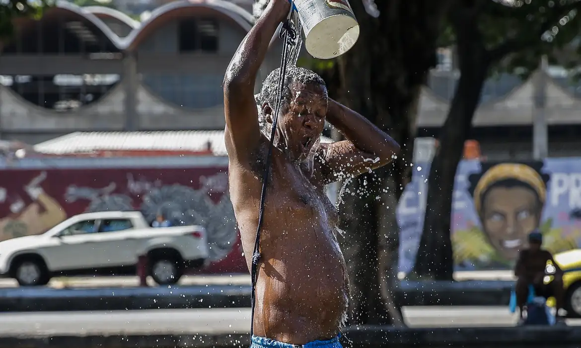 Onda de calor atinge o país